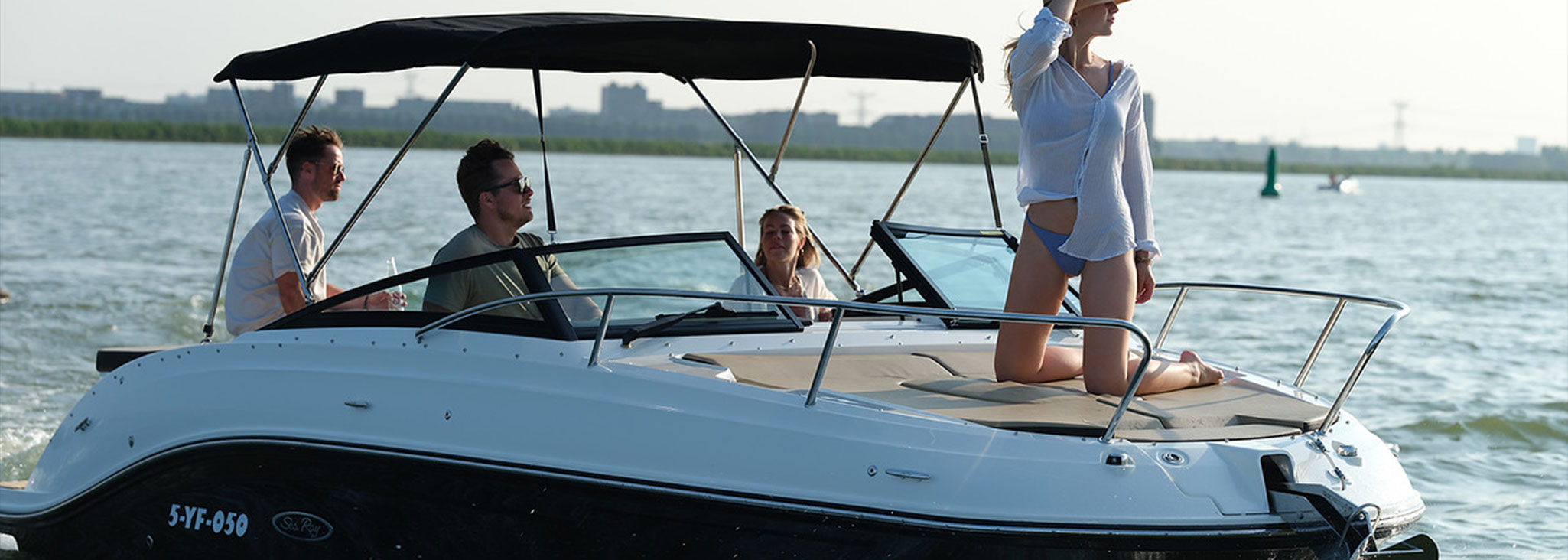 Sea Ray Sunsport 230