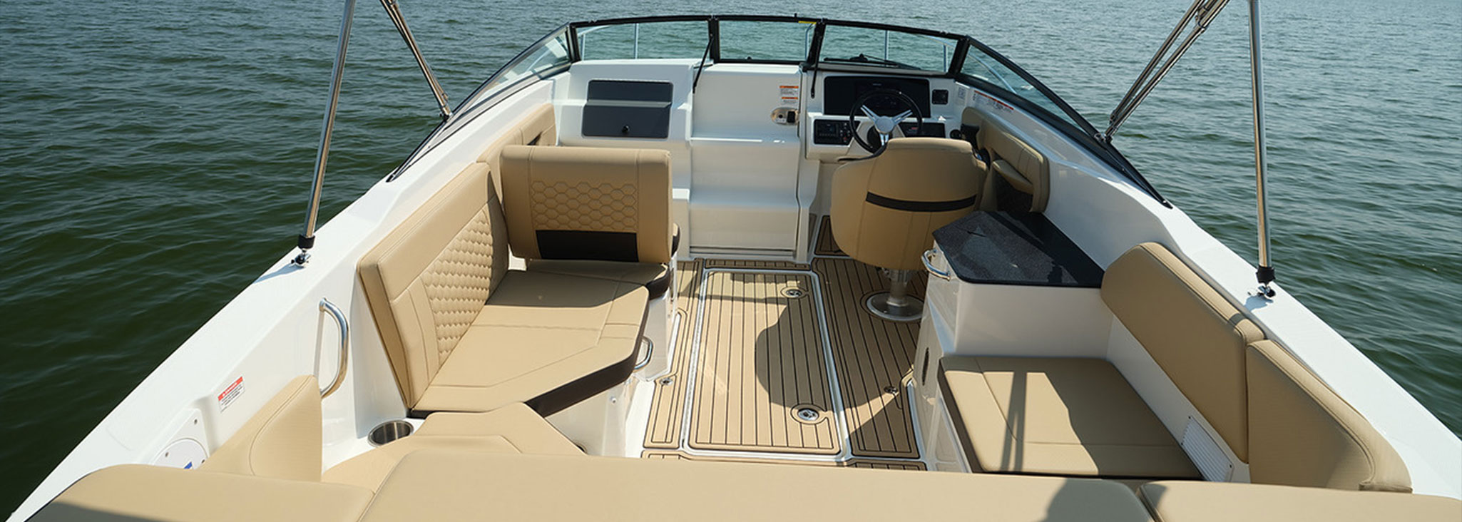 Sea Ray Sunsport 230