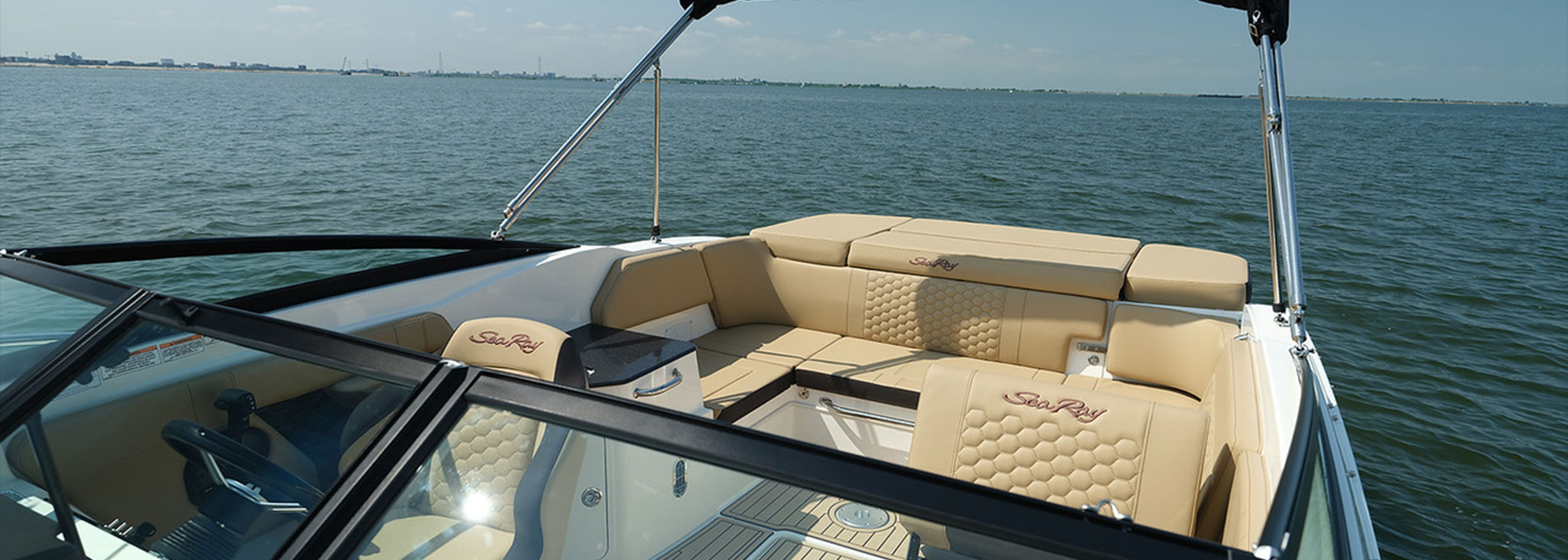 Sea Ray Sunsport 230