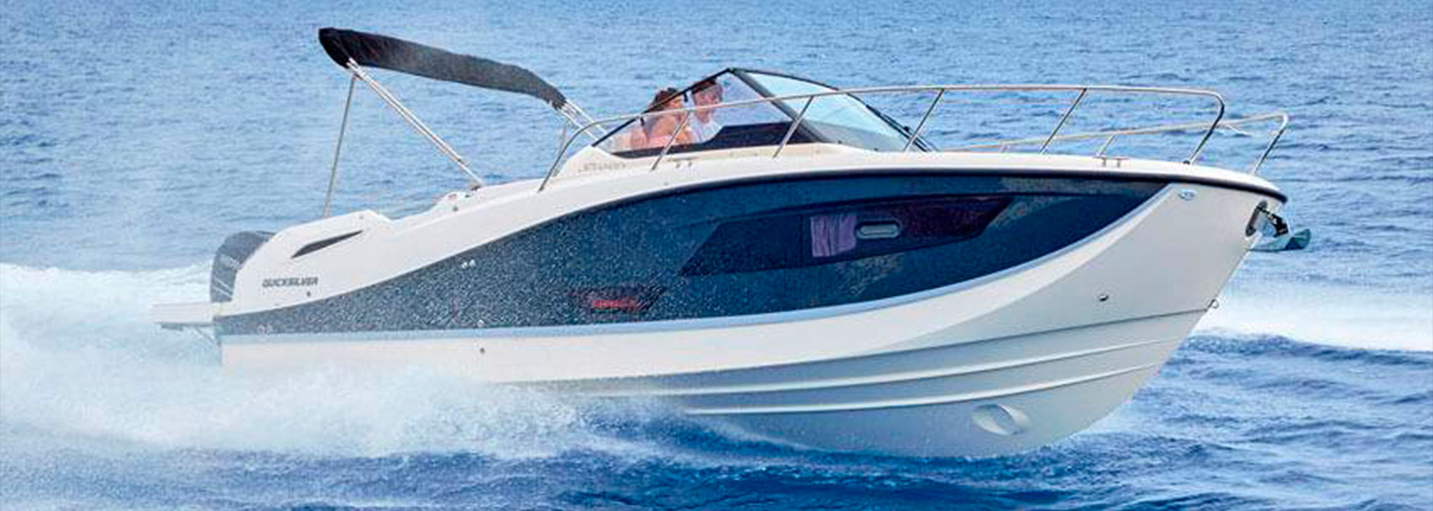 Quicksilver Activ 875 Sundeck 6