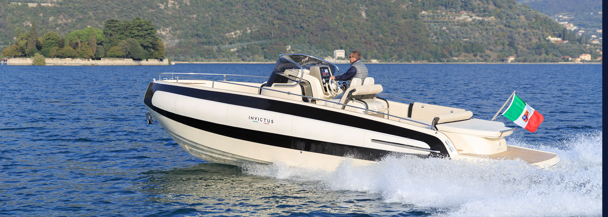 Invictus Yacht 280 TT-13