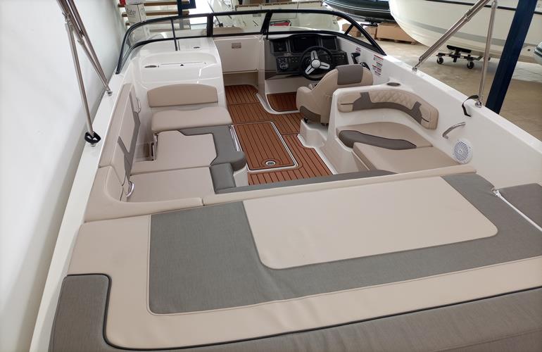 Bayliner VR6 Bowrider OB-6