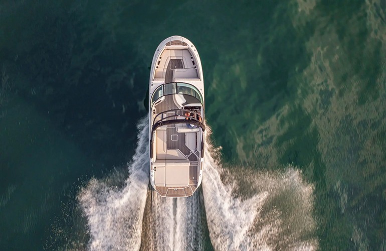 Sea Ray-250-SDX-4