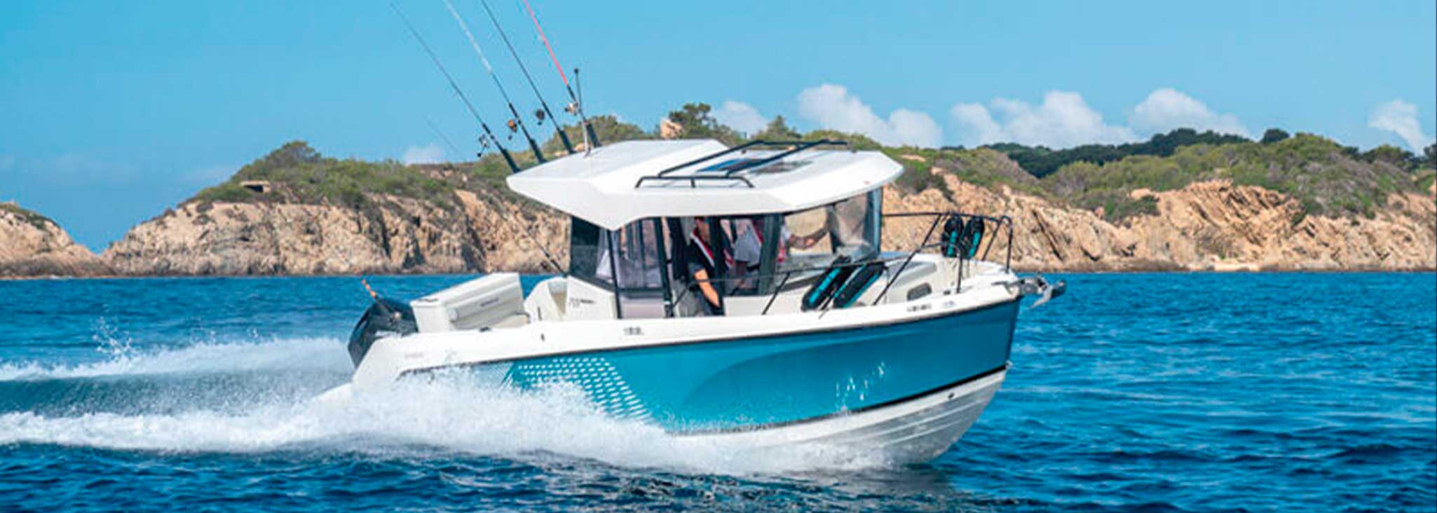 Quicksilver Captur 705 Pilothouse