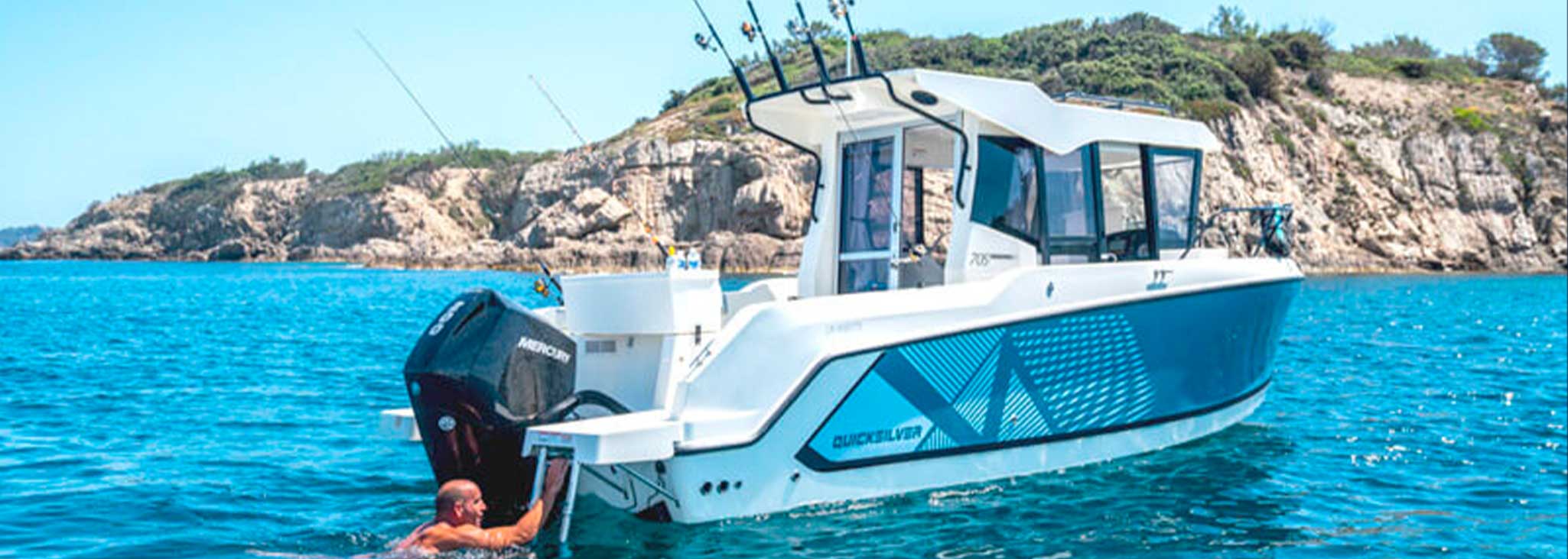 Quicksilver Captur 705 Pilothouse