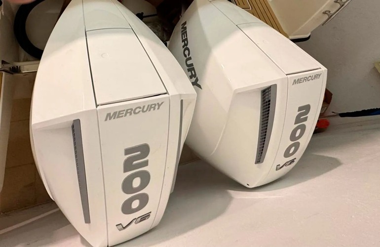 Quicksilver-activ-905-weekend-18