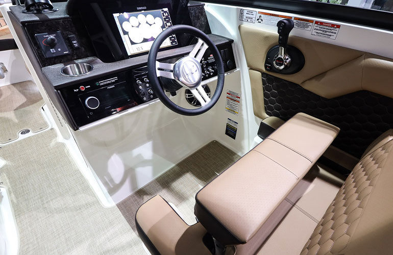 Sea Ray 270 SDX