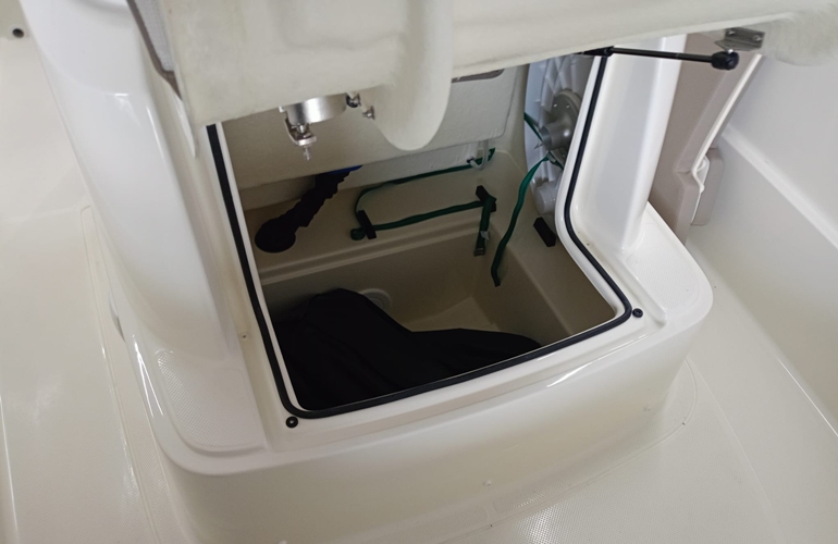 Quicksilver Activ 555 Open-9