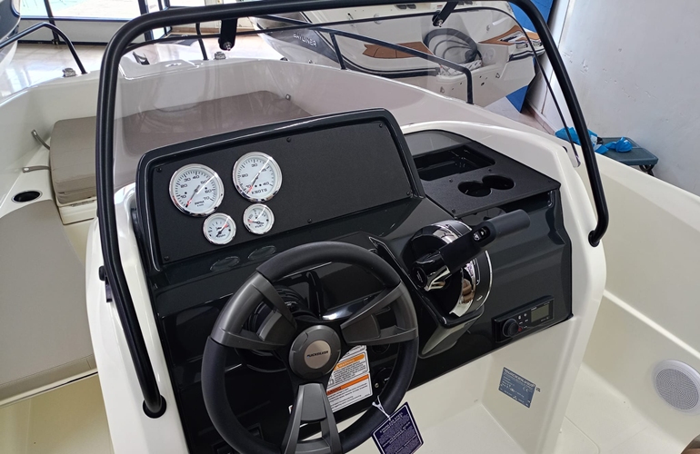 Quicksilver Activ 555 Open-5