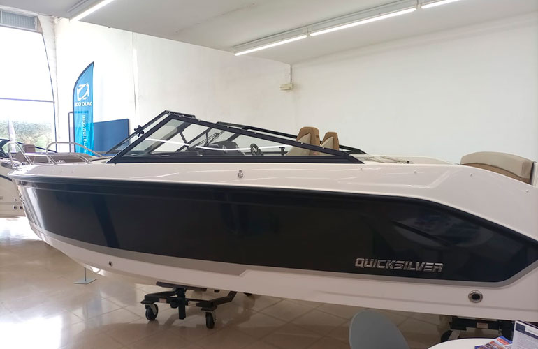 Quicksilver Activ 605 Bowrider-3