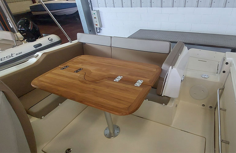 Quicksilver Activ 755 Sundeck-19