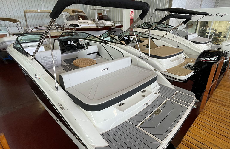 Sea Ray 210 SPX-8