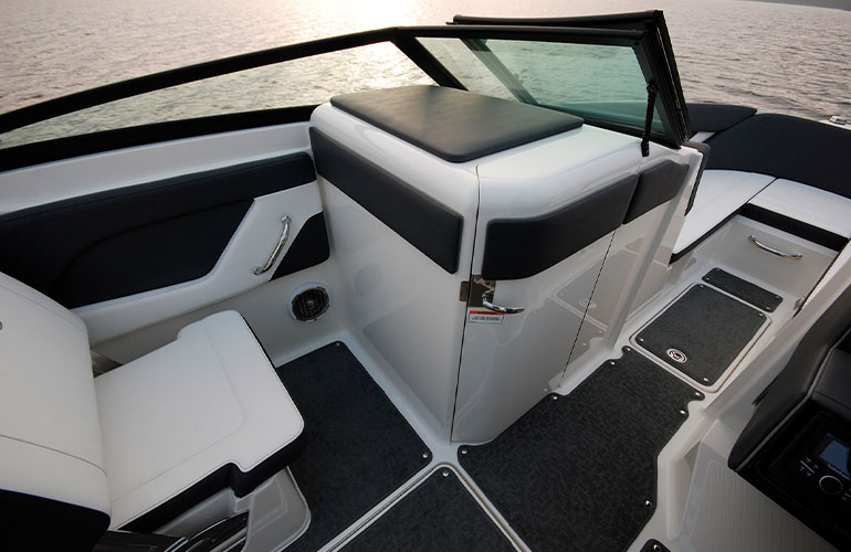 Sea Ray 230 SPX-15