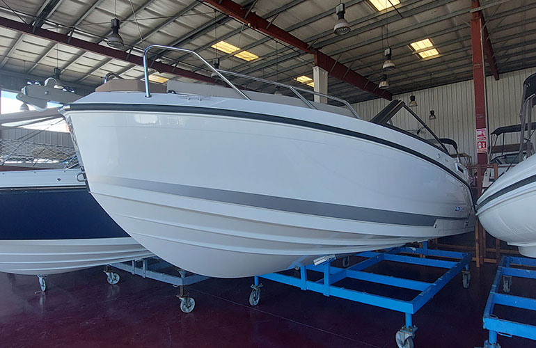 Quicksilver Activ 675 Cruiser-5