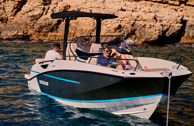 Quicksilver Activ 805 Open-9