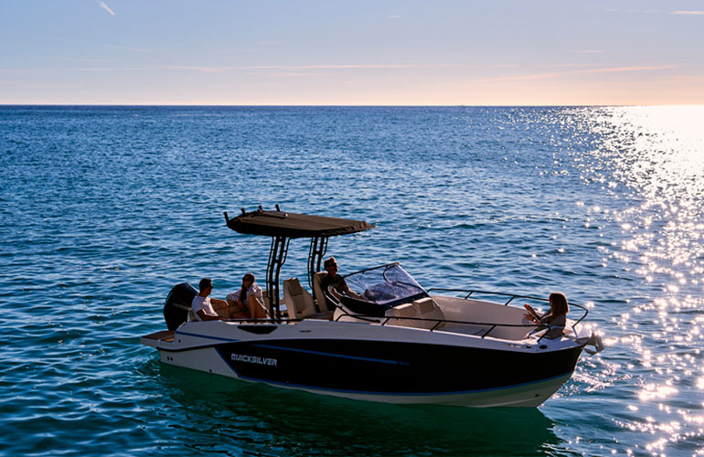 Quicksilver Activ 805 Open-7