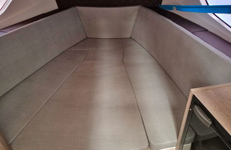 Quicksilver Activ 875 Sundeck-8