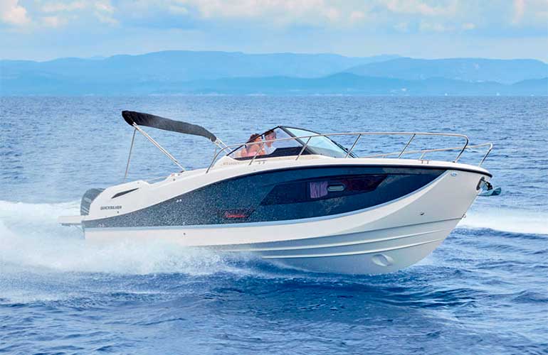 Quicksilver Activ 875 Sundeck-3