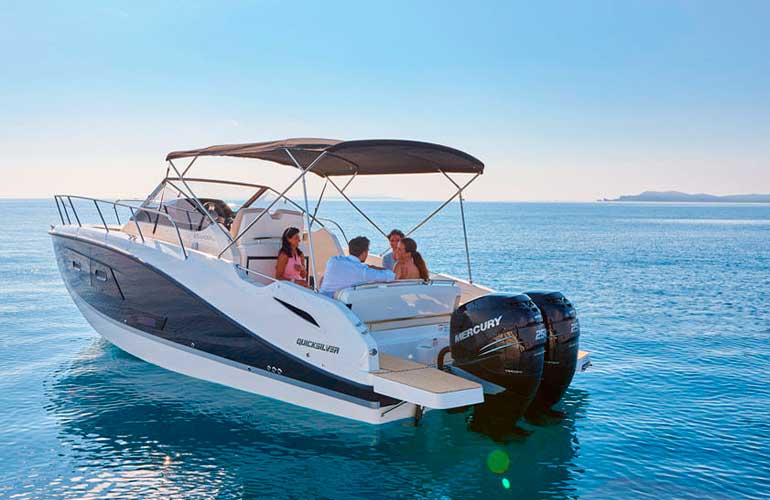 Quicksilver Activ 875 Sundeck-2