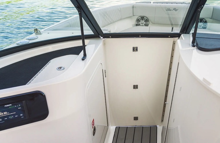 Sea Ray 230 SPX OB-8