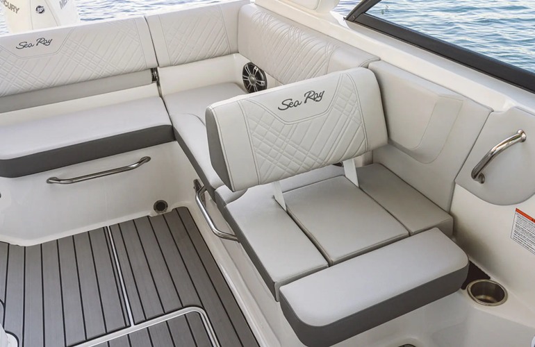 Sea Ray 230 SPX OB-10
