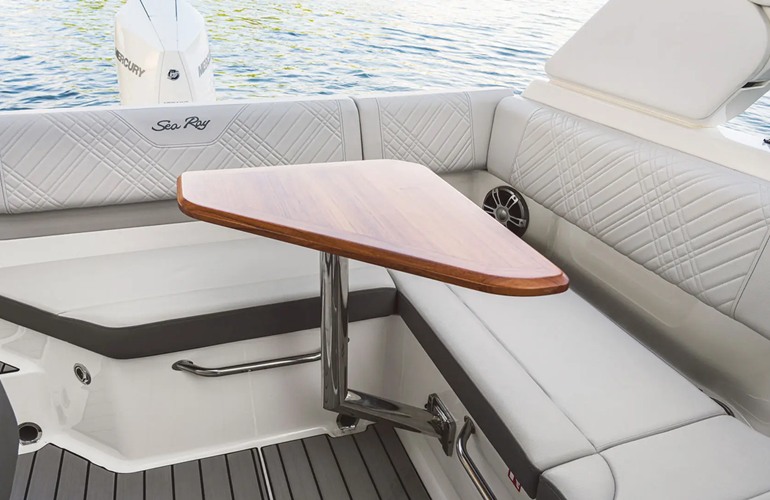 Sea Ray 230 SPX OB-16