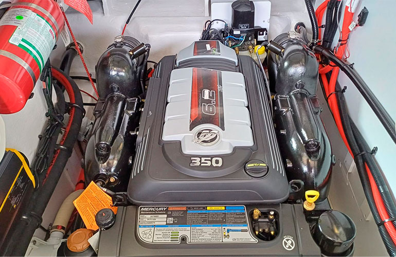 Sea Ray 260 SLX