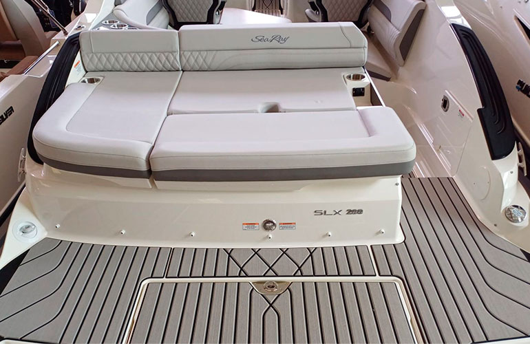 Sea Ray 260 SLX