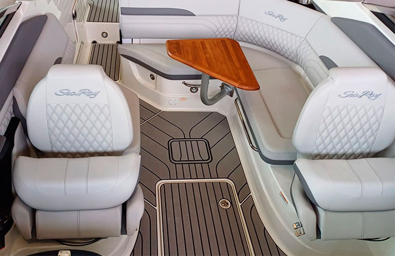 Sea Ray 260 SLX