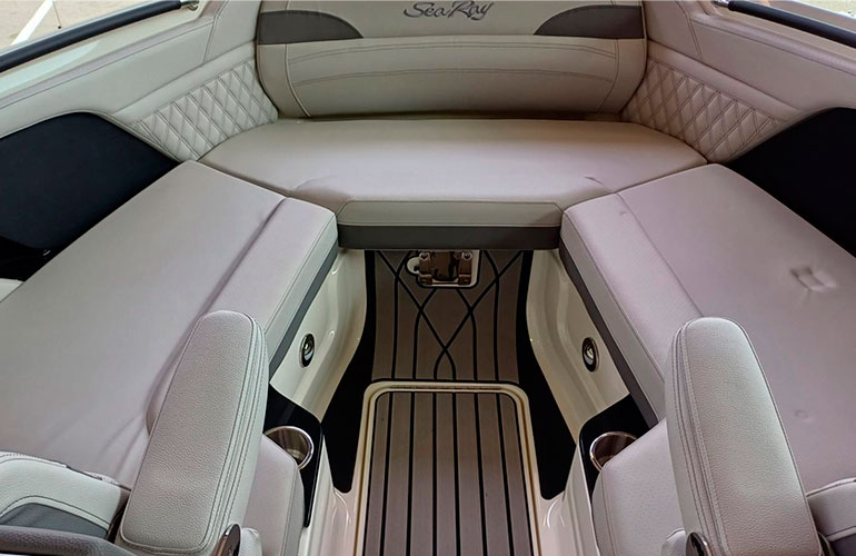 Sea Ray 260 SLX