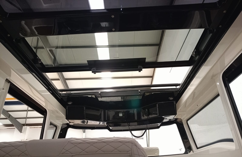 Navan-c30-15