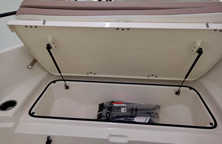Quicksilver Activ 605 Open