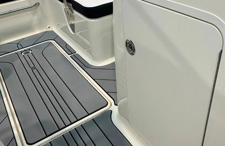 Sea Ray-190-SPX-stock-14