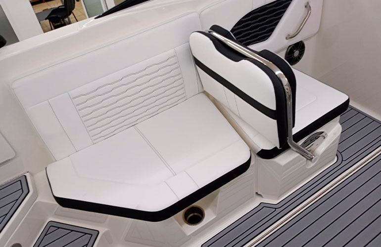 Sea Ray 230 SPX