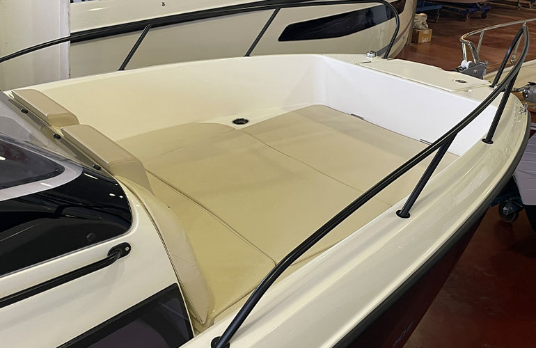 Quicksilver Activ 705 Open