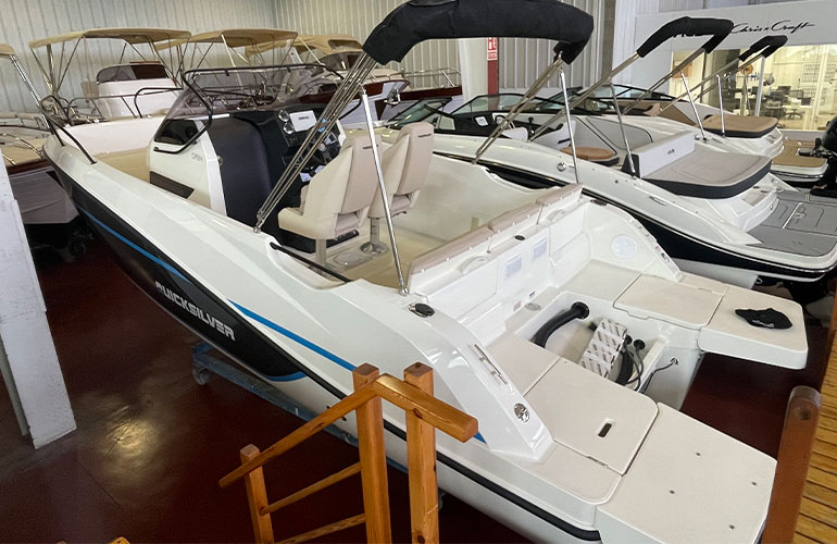 Quicksilver Activ 705 Open