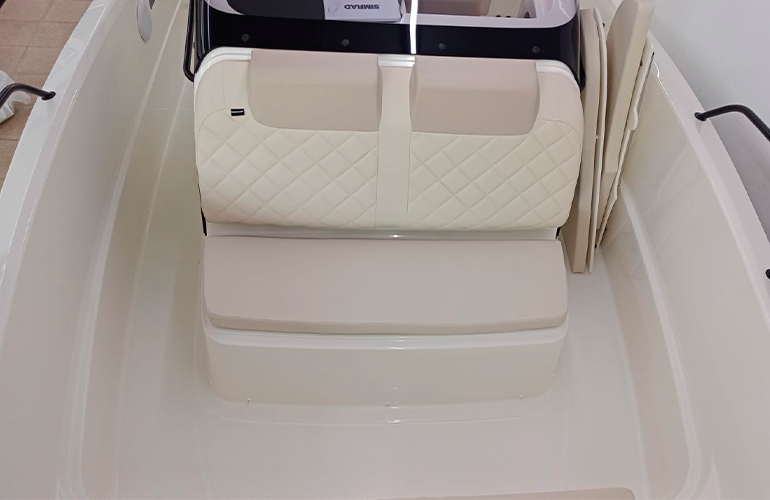 Quicksilver Activ 705 Open