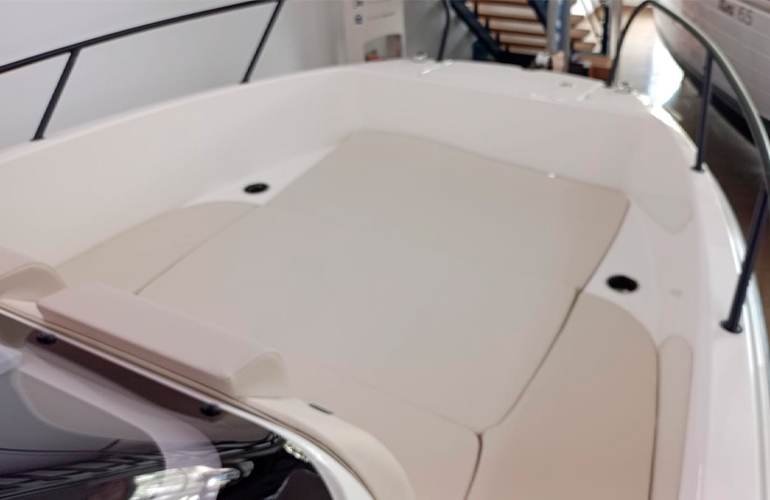 Quicksilver Activ 705 Open