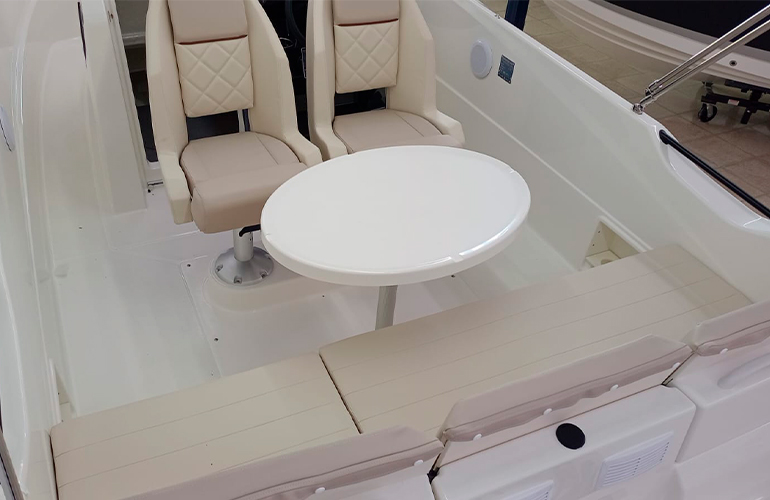 Quicksilver Activ 705 Open