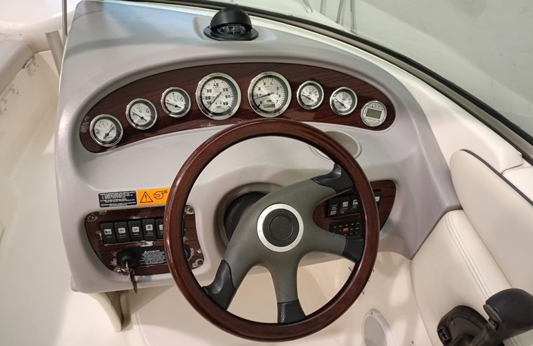 Barco de segunda mano Chaparral 230 SSI-4