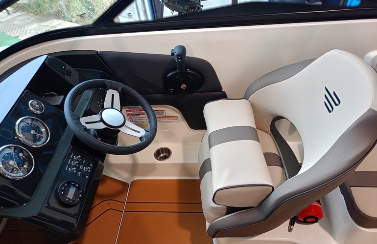 Bayliner-v20-OB-2