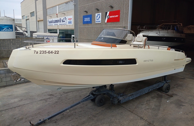 Invictus 280 GT- 14