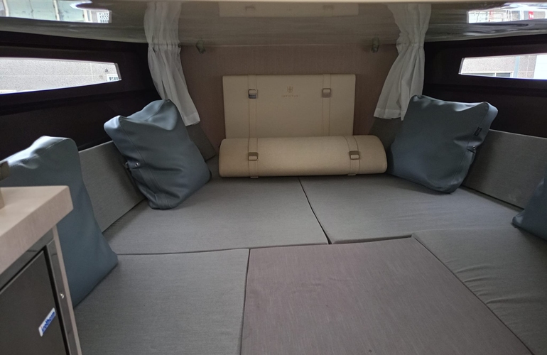 Invictus 280 GT barco de ocasión en España