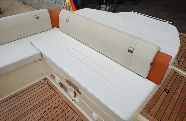 Invictus 280 GT barco de ocasión en España