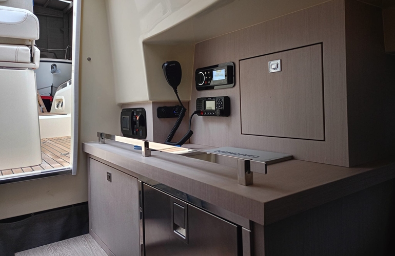 Invictus 280 GT barco de ocasión en España