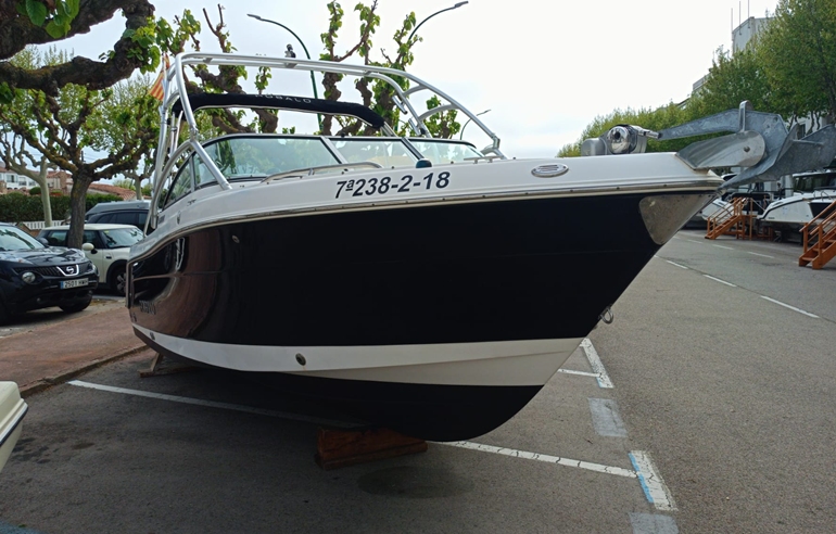 Robalo-227DC-2