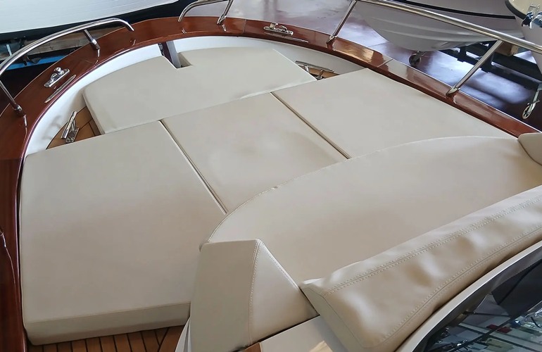 Cantieri Mimi-8.5-Cabin-12