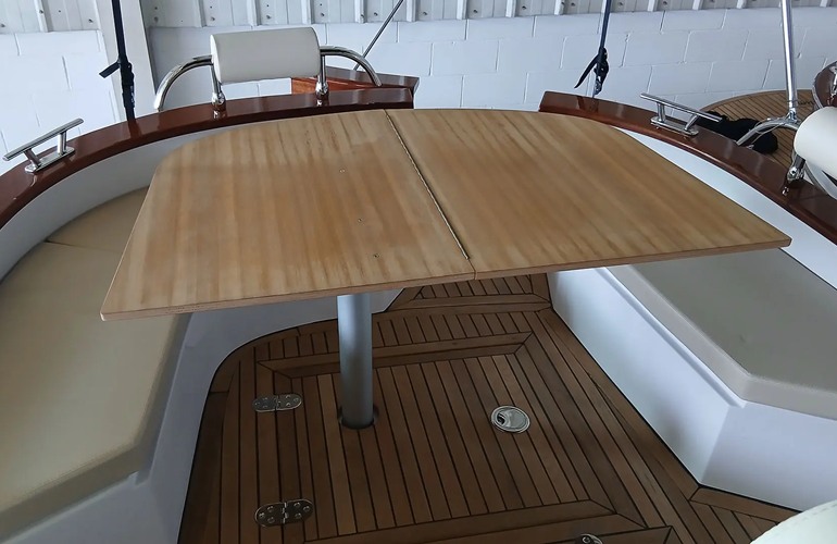 Cantieri Mimi-8.5-Cabin-10