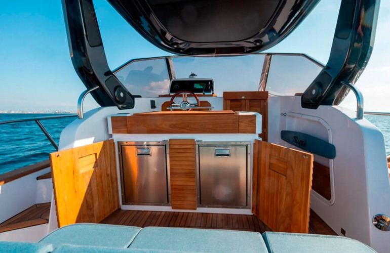 Cantieri Mimi-9.5-Cabin-6