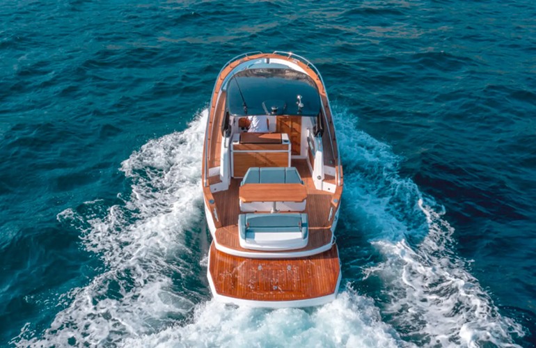 Cantieri Mimi-9.5-Cabin-4